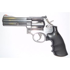 S&W 686 plus